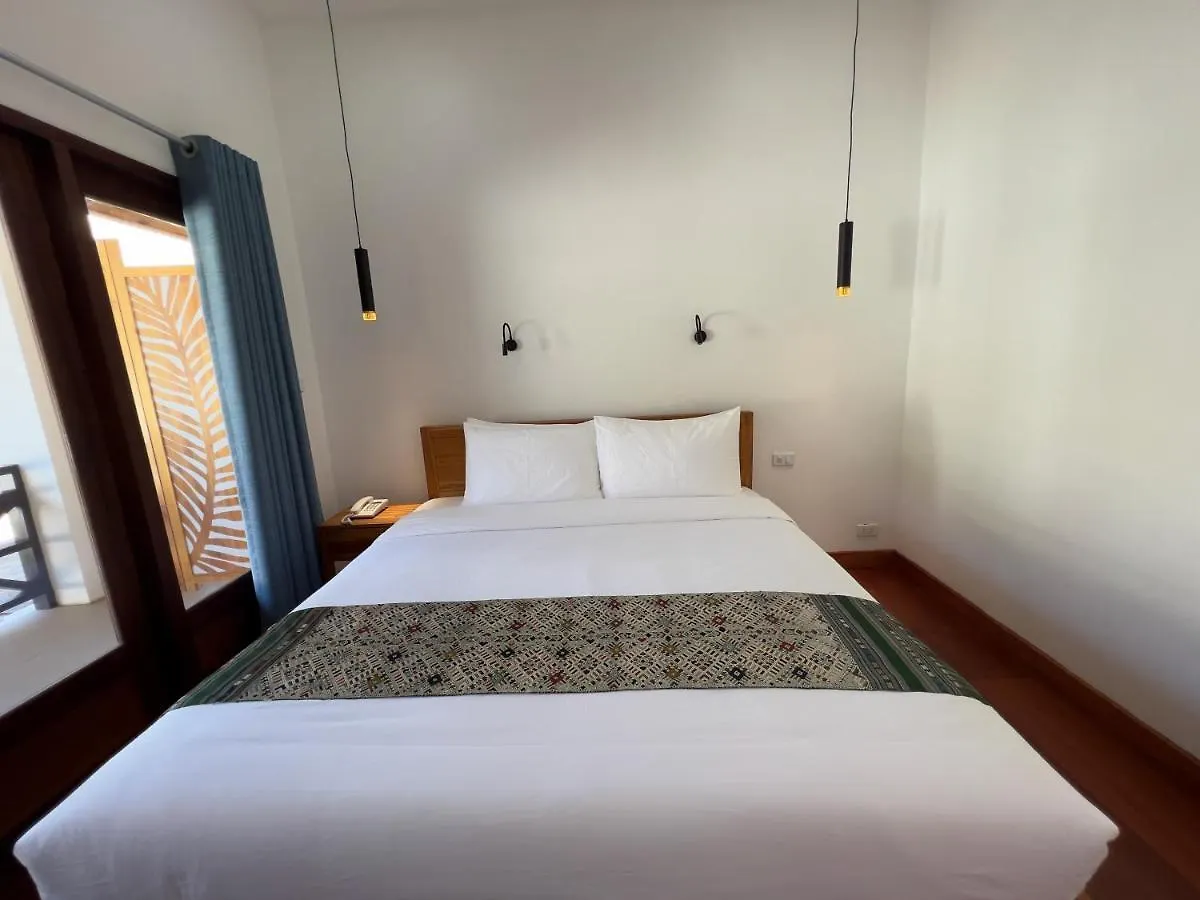 Madilao Hotel Luang Prabang 3*,  Laos